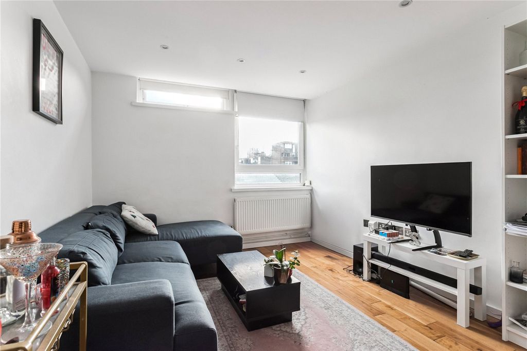 Property photo 1 of 10 Picture No. 15