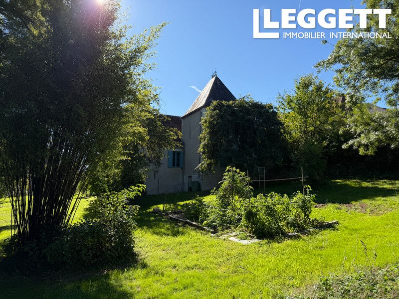 Property photo 3 of 10