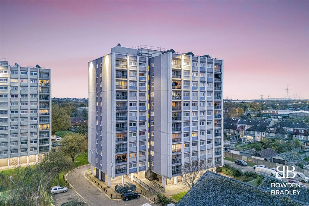 Property photo 1 of 15 Front