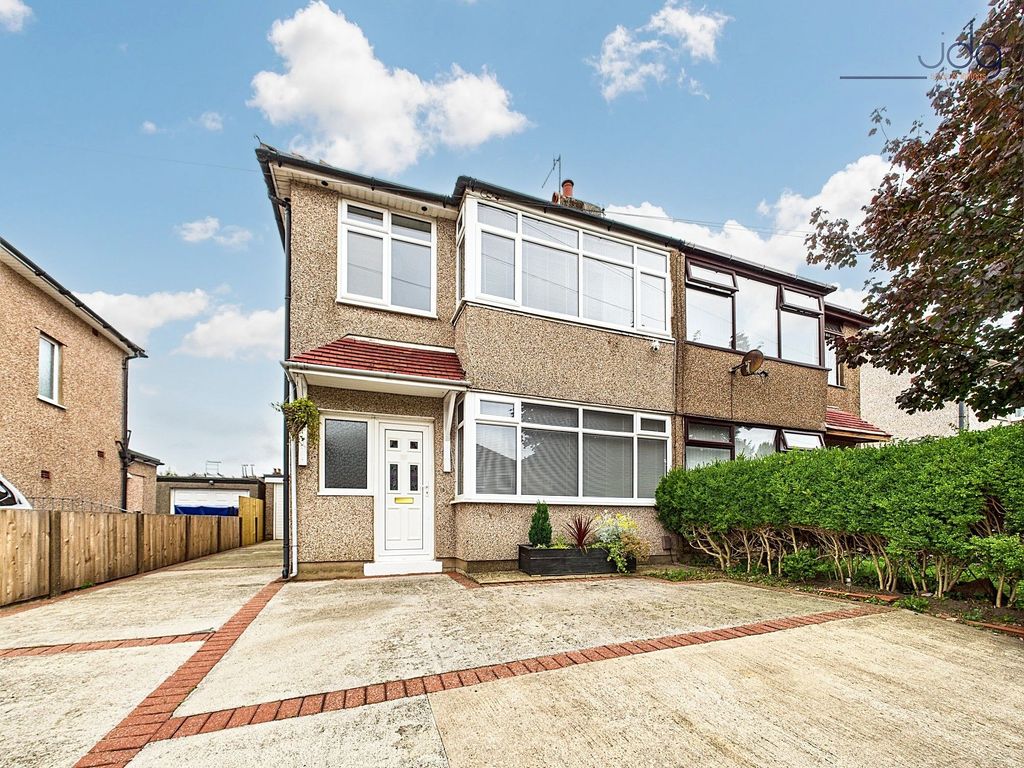 Property photo 1 of 12 Welcome To Cleveleys Avenue