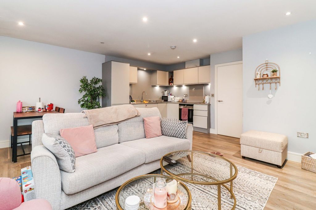 Property photo 3 of 15 Living Room