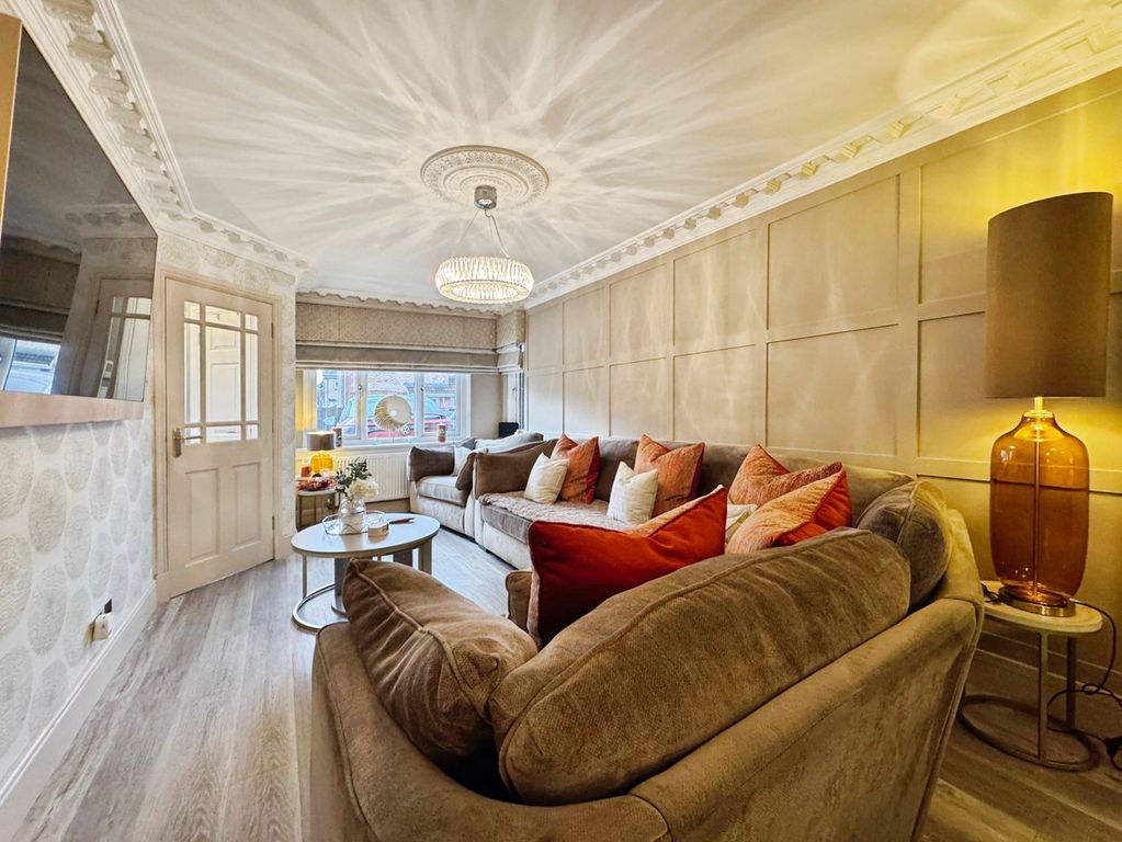 Property photo 3 of 26