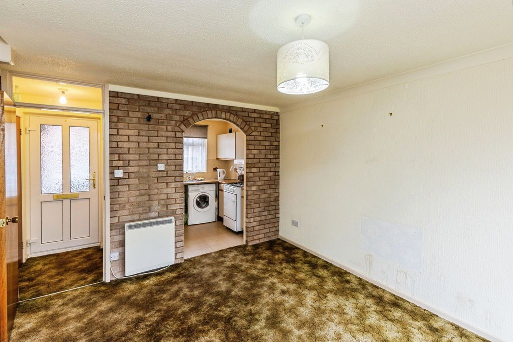 Property photo 3 of 12 Pbox-Img.Jpg