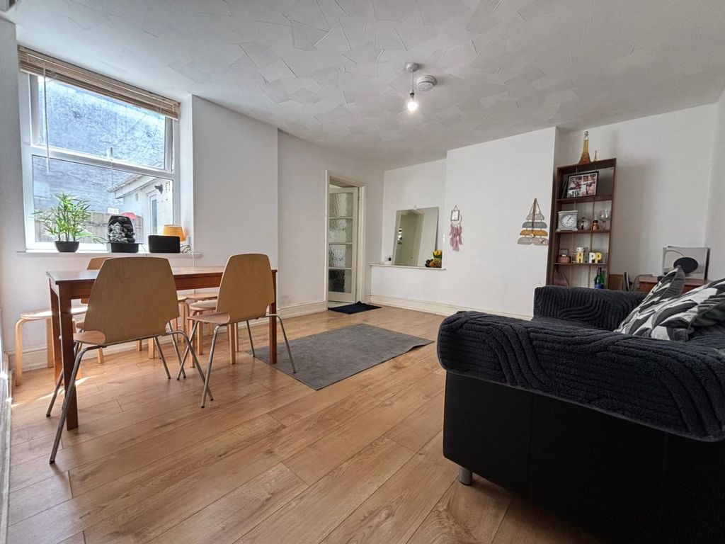 Property photo 1 of 6 Whatsapp Image 2026-05-22 At 12.48.19