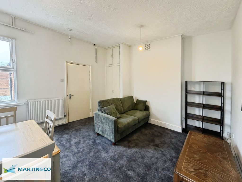 Property photo 2 of 15 64c0Ff1A-58215162-1d67-4796-Aec3-Fcee3Ec73316