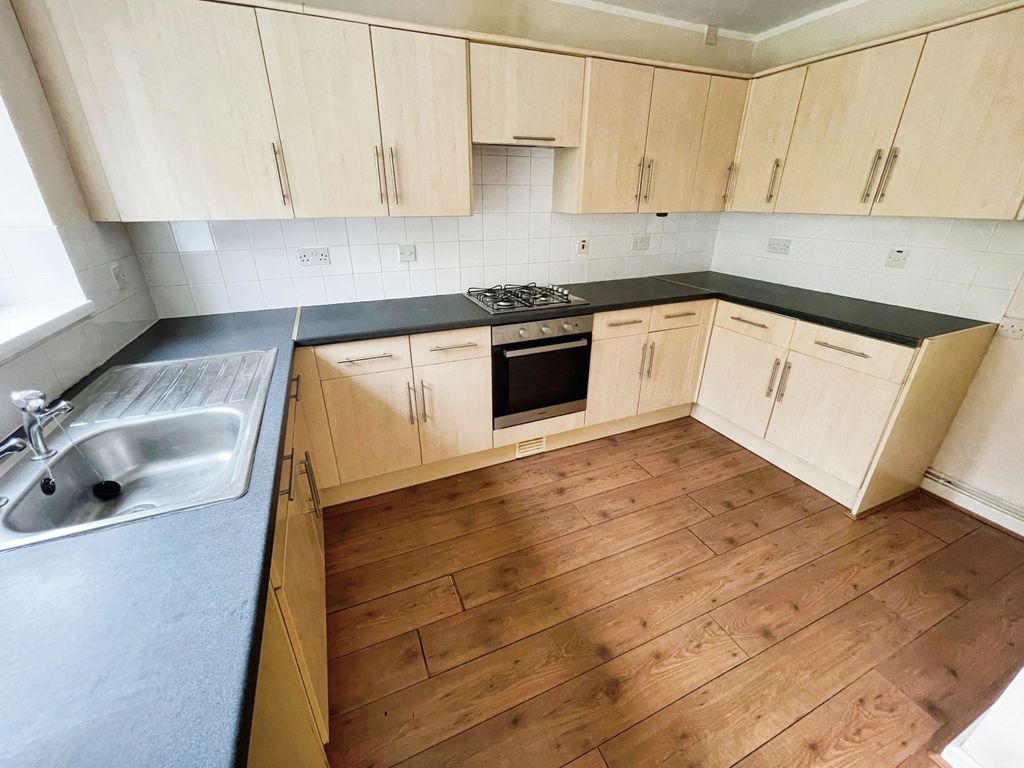 Property photo 3 of 13 Image