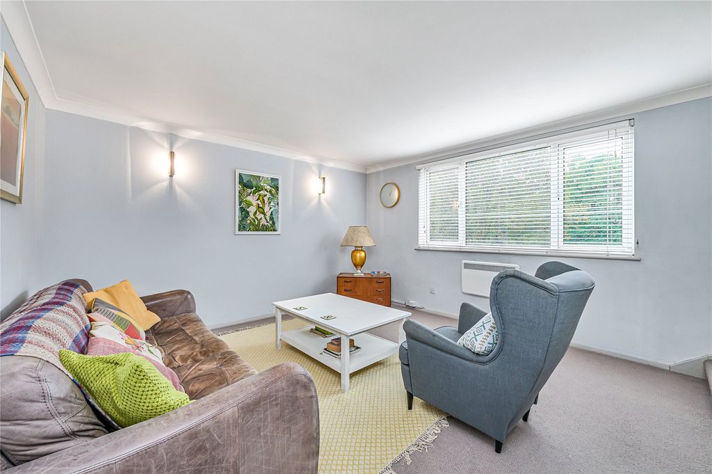 Property photo 1 of 14 Picture No. 27