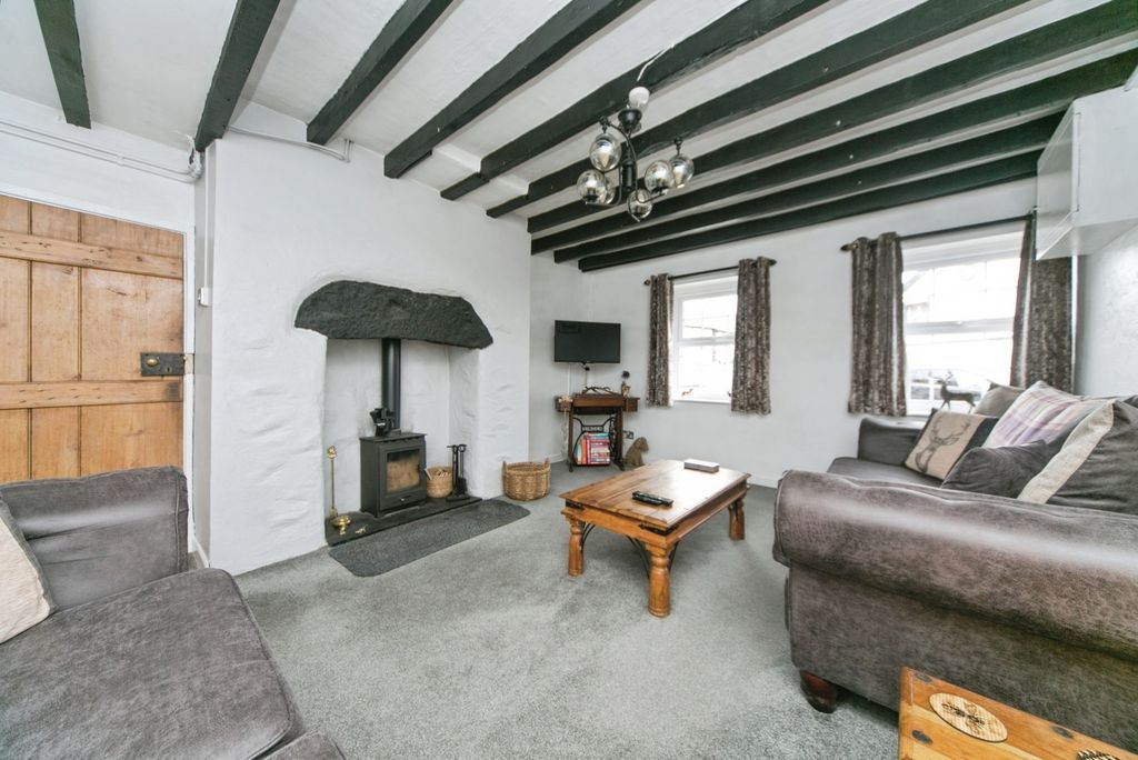 Property photo 2 of 18 Pbox-Img.Jpg