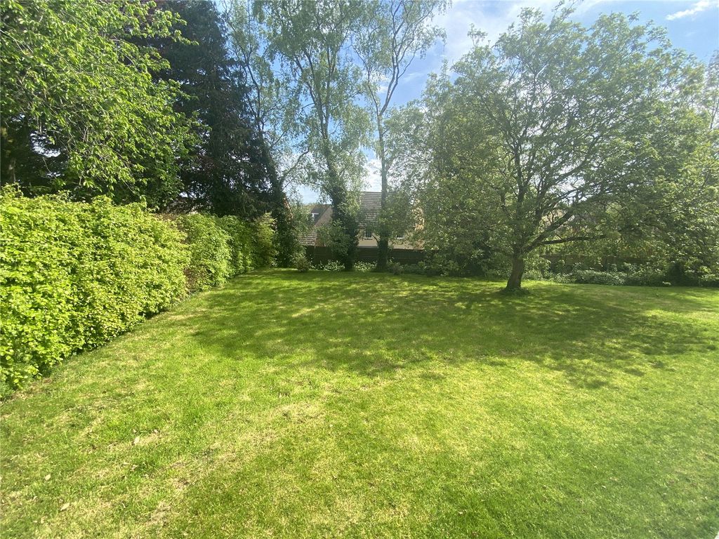 Property photo 3 of 21 Picture No. 31