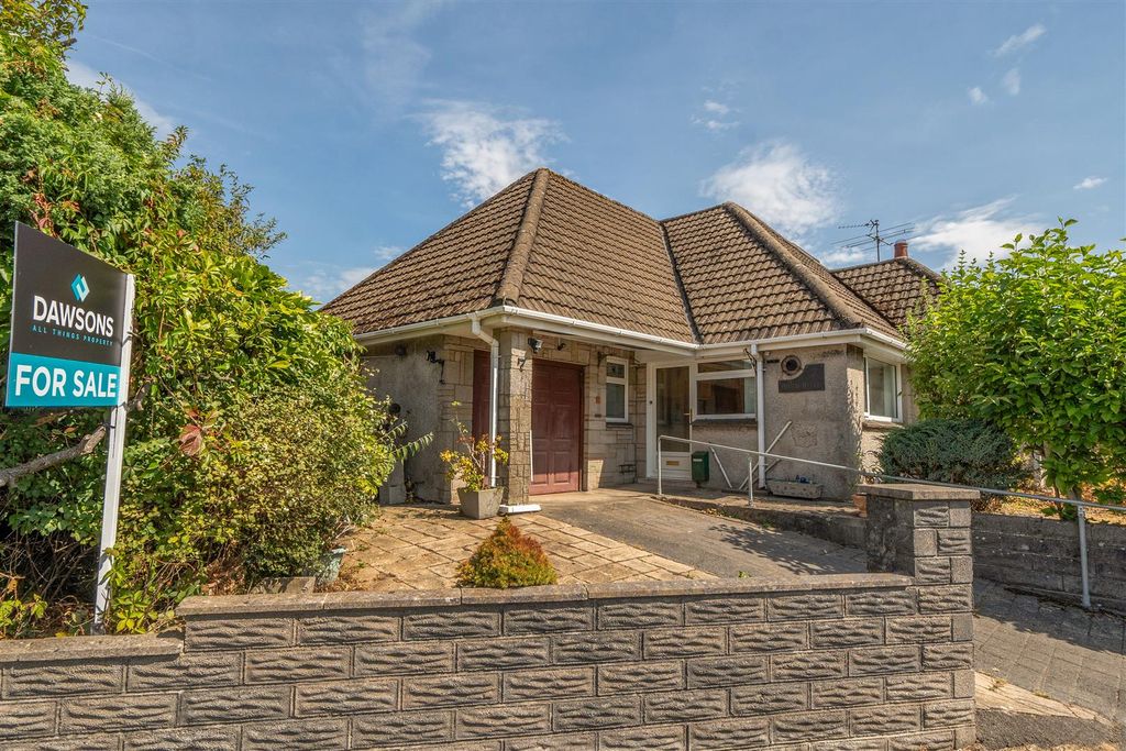 Property photo 1 of 21