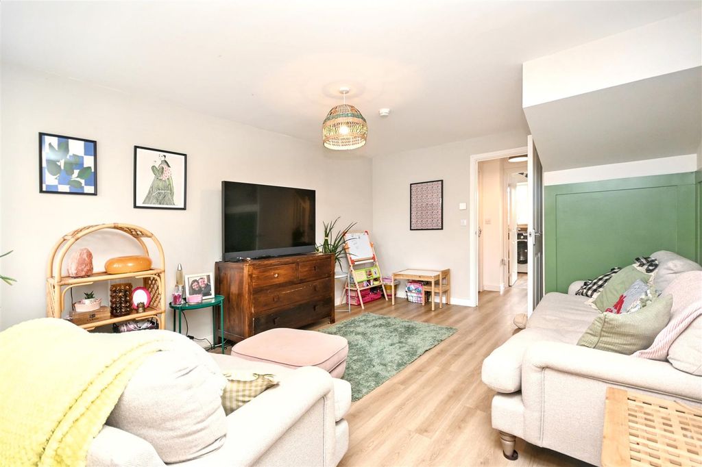 Property photo 2 of 19 Dsc_4226.Jpg