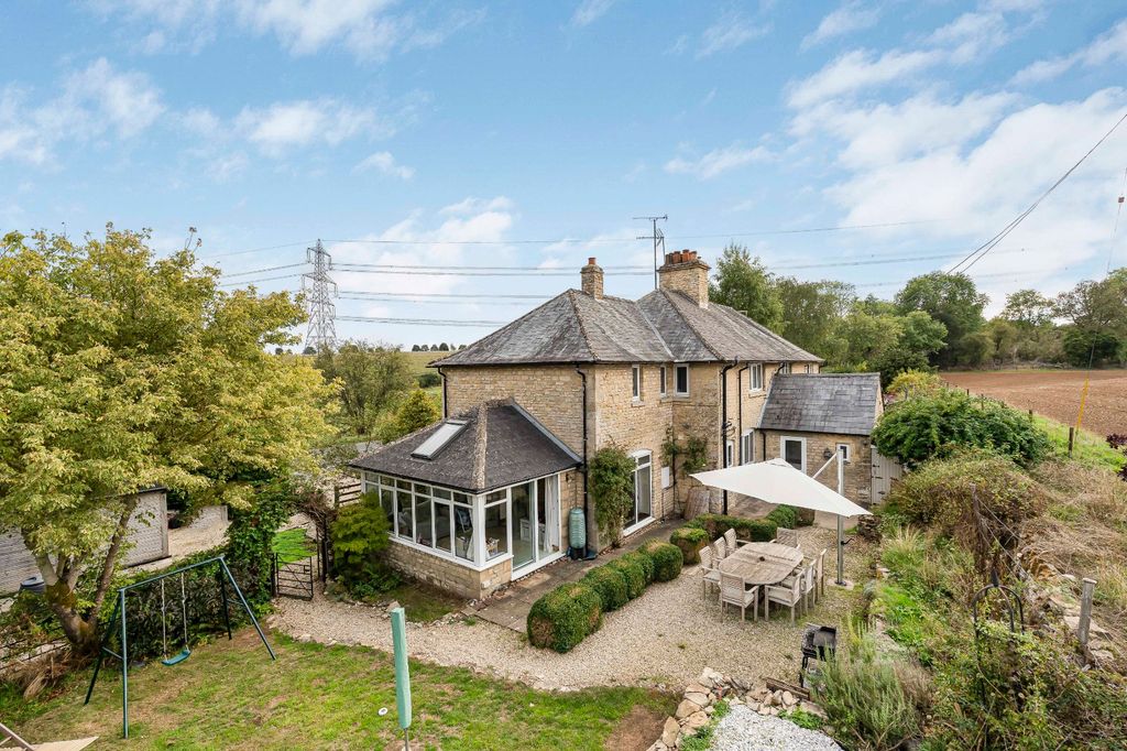 Property photo 2 of 16 Picture No. 38