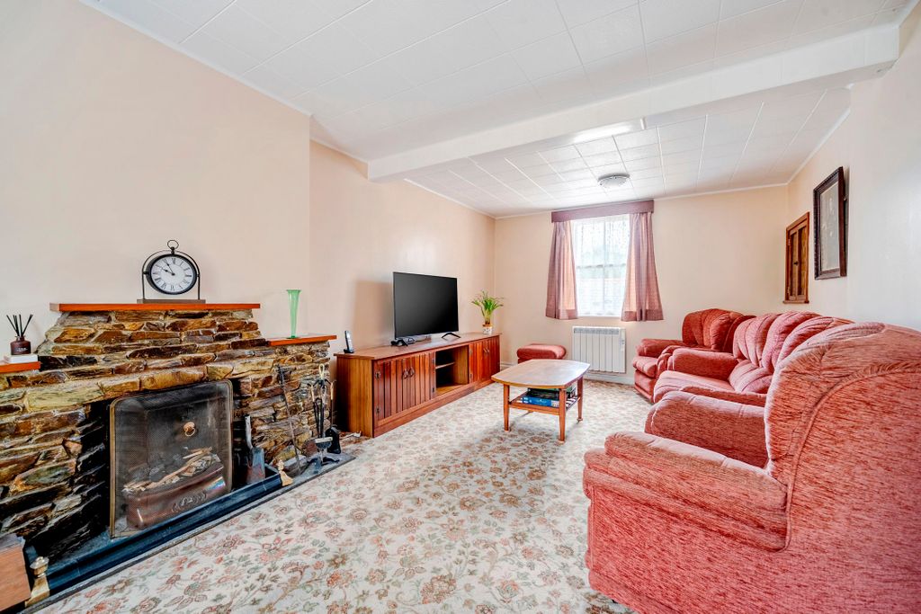 Property photo 3 of 13 Photo 3