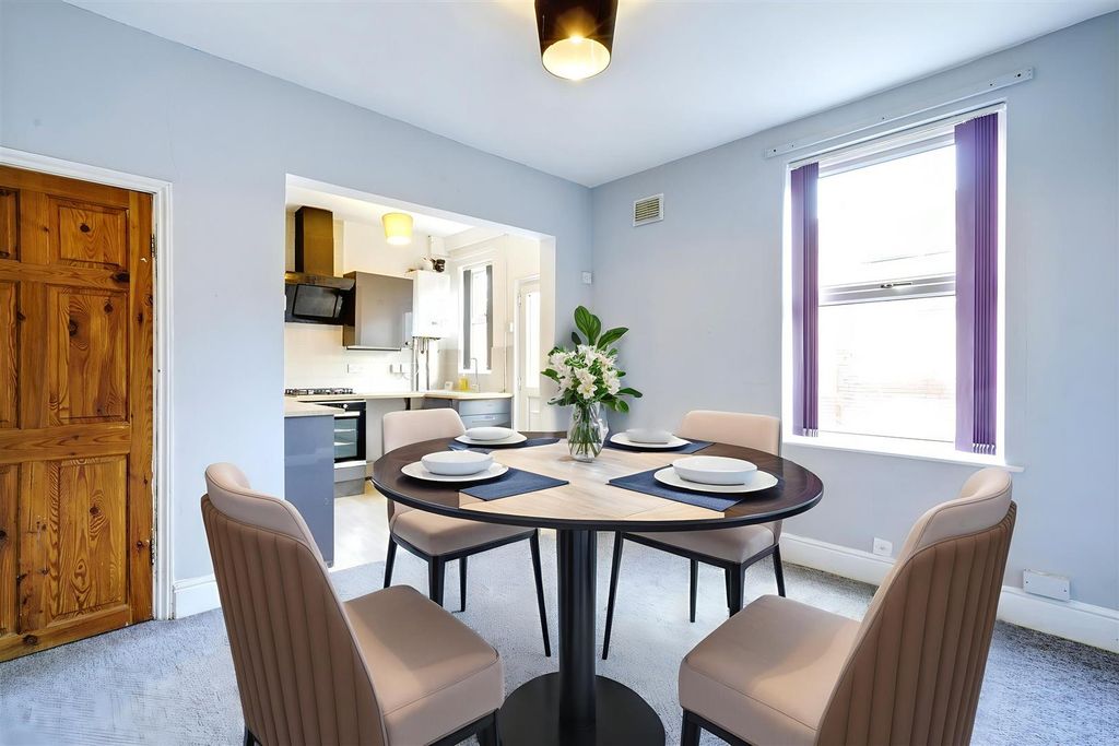 Property photo 3 of 19 Ai Dining Room.Jpeg