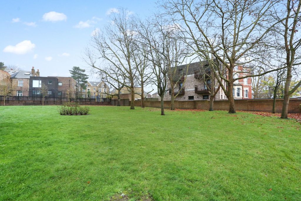 Property photo 2 of 13 Ach_7158.Jpg