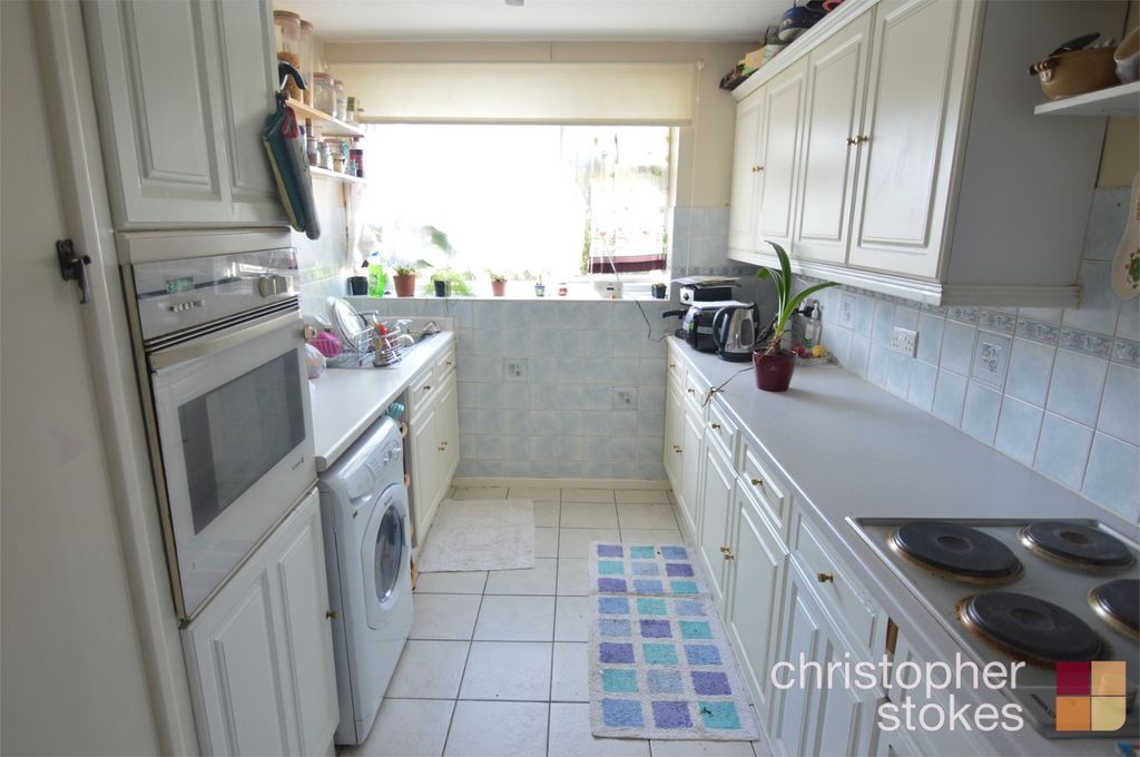 Property photo 3 of 6 4464882