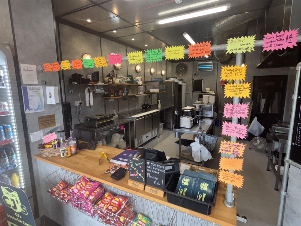 Property photo 1 of 10 Photo 0