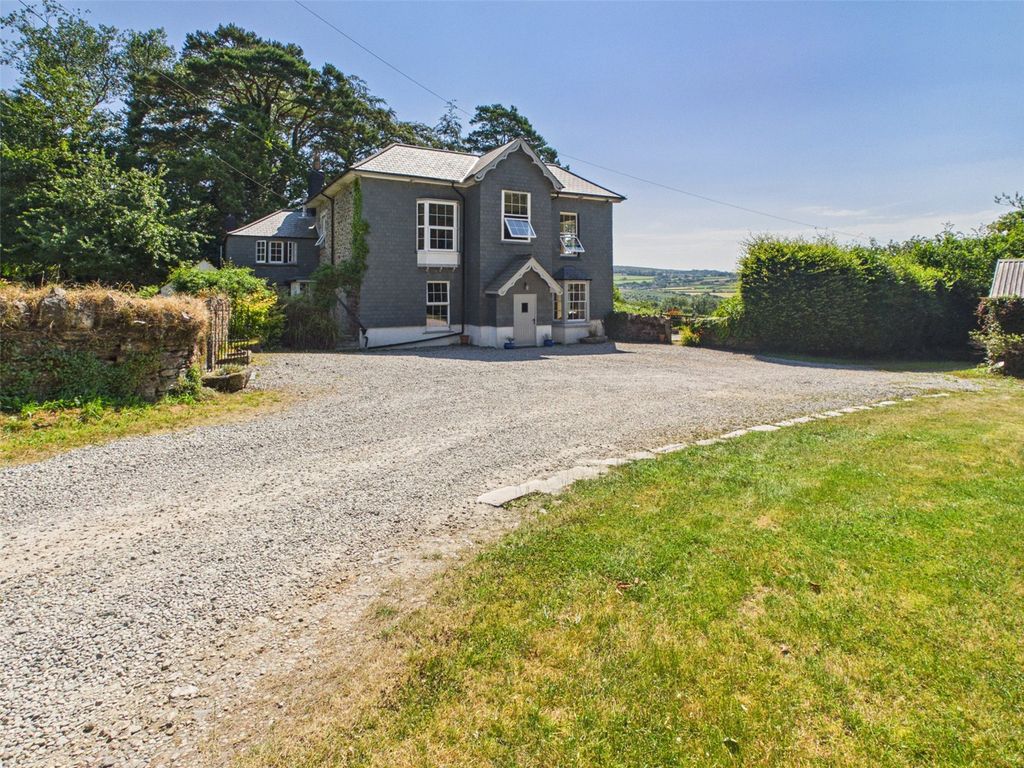 Property photo 1 of 40 Monkswell House