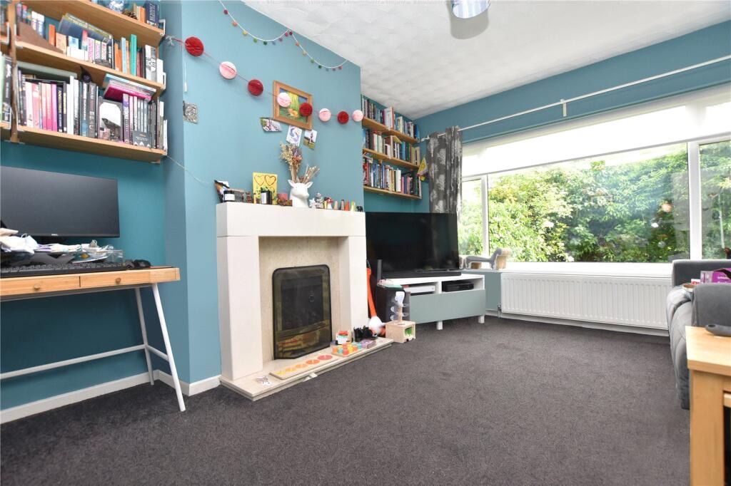 Property photo 3 of 8