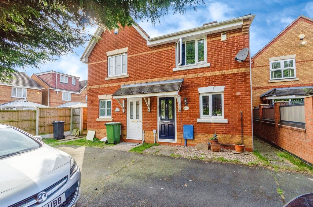 Property photo 2 of 17