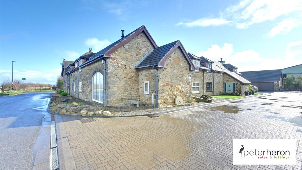 Property photo 1 of 50 Outside