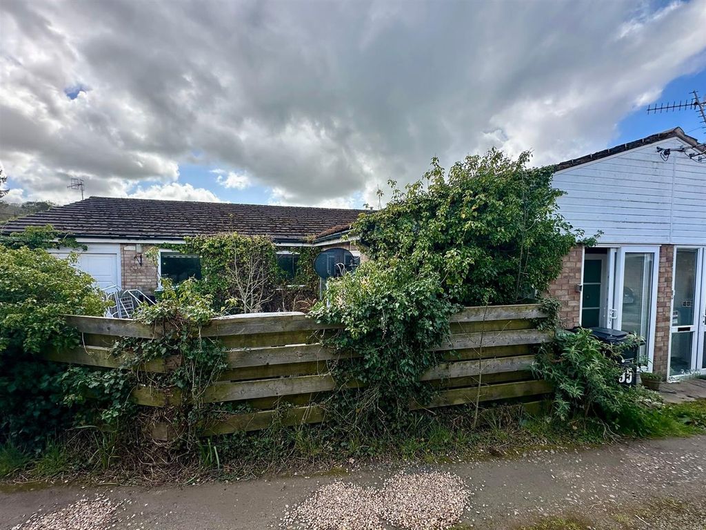 Property photo 1 of 1