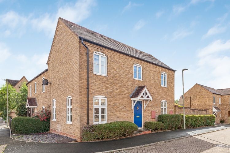 Property photo 1 of 9 302799
