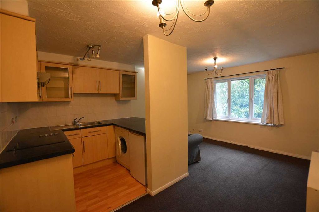 Property photo 3 of 5