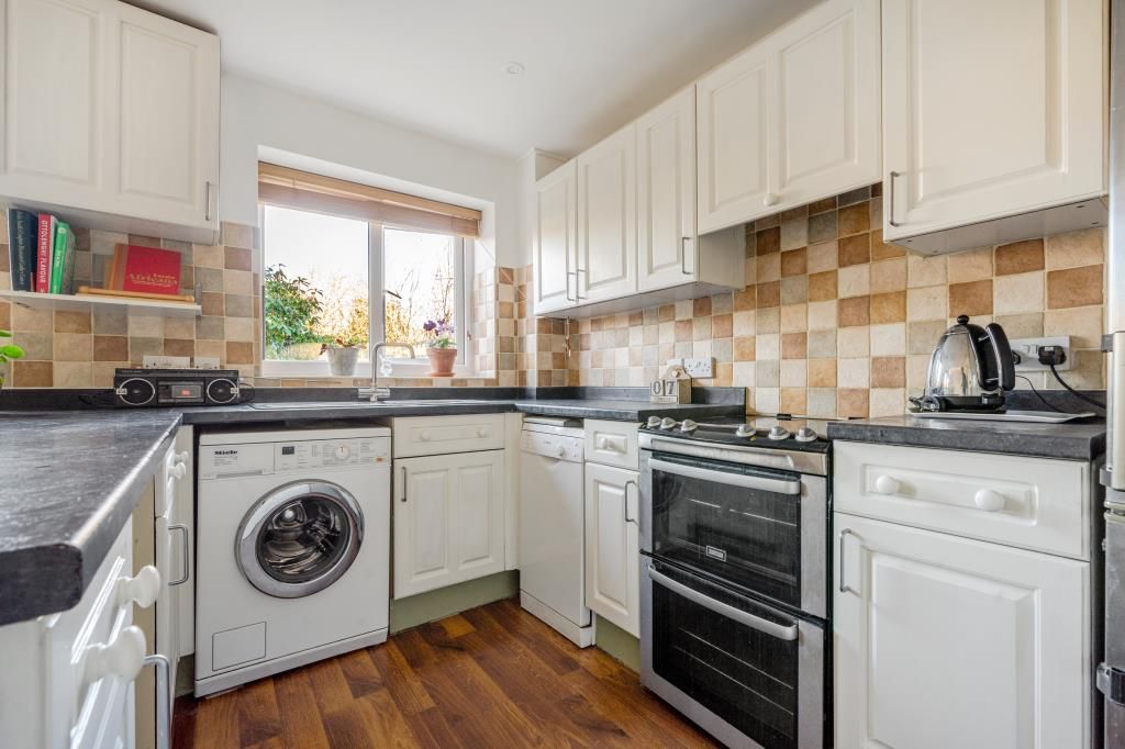 Property photo 3 of 24 Kitchen