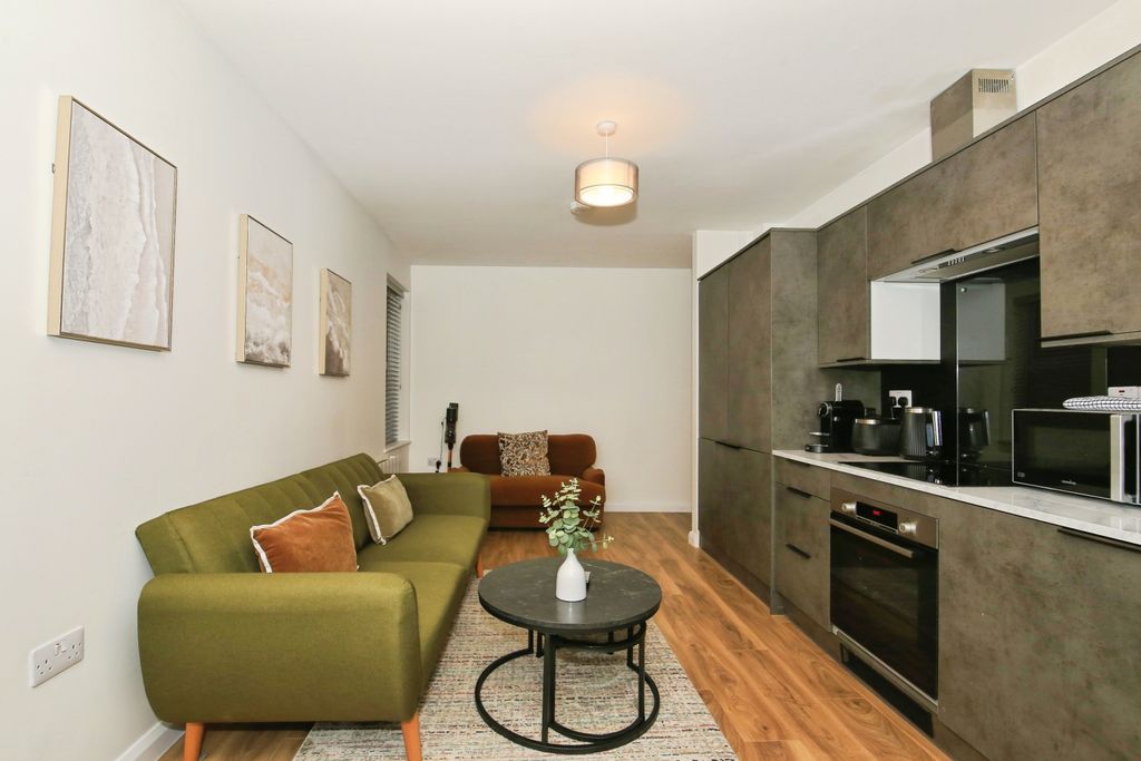 Property photo 3 of 10 Img_6476