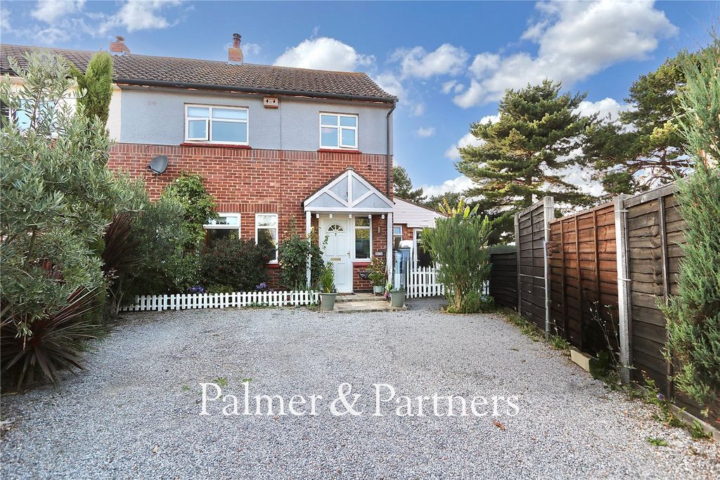 Property photo 1 of 35 Picture No. 03