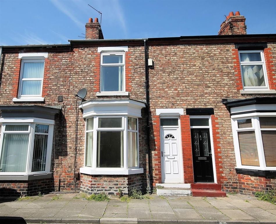 Property photo 1 of 6 Front