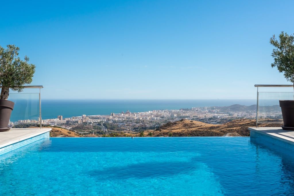 Property photo 1 of 31 Mijas Villa Esmijv397 1