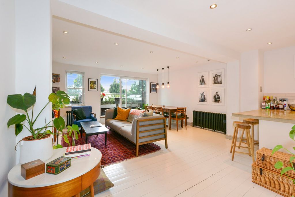 Property photo 1 of 13 Open Plan Living