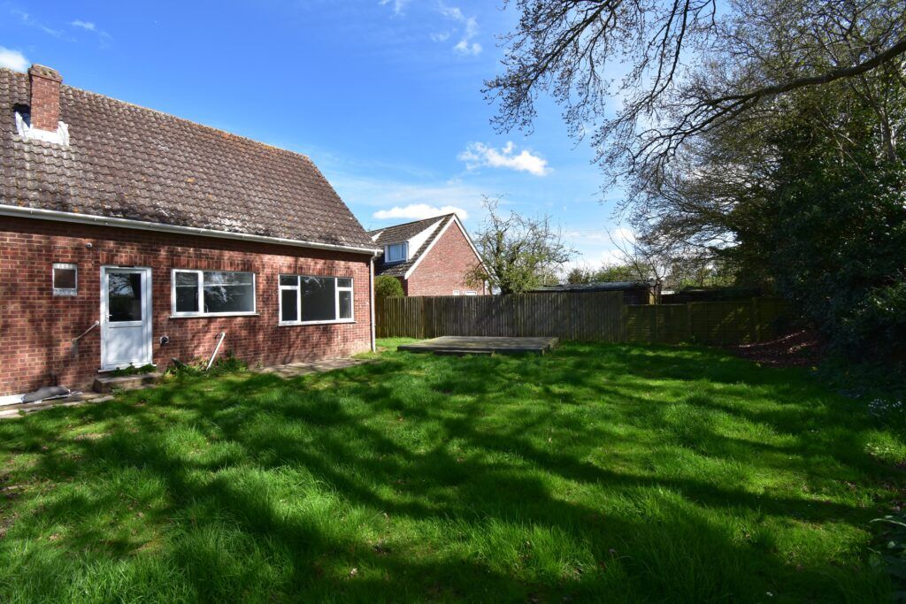 Property photo 1 of 24
