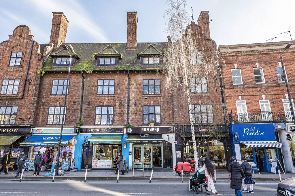 Property photo 2 of 15