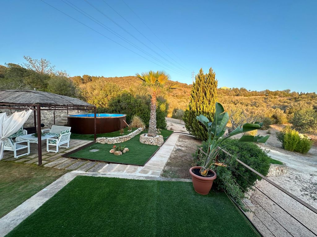 Property photo 2 of 22 002.Jpg