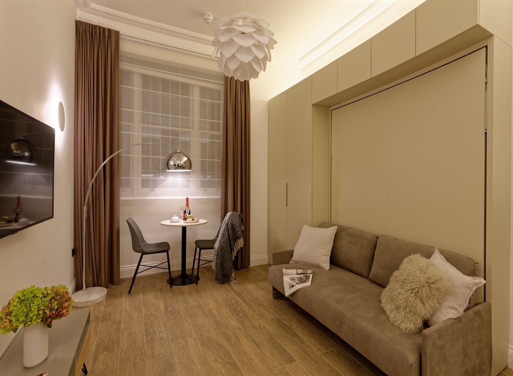 Property photo 3 of 6