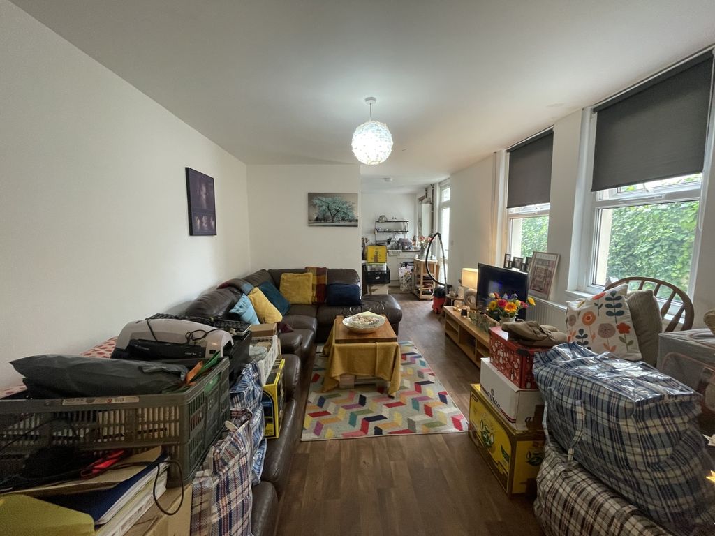 Property photo 1 of 7 Img_5360
