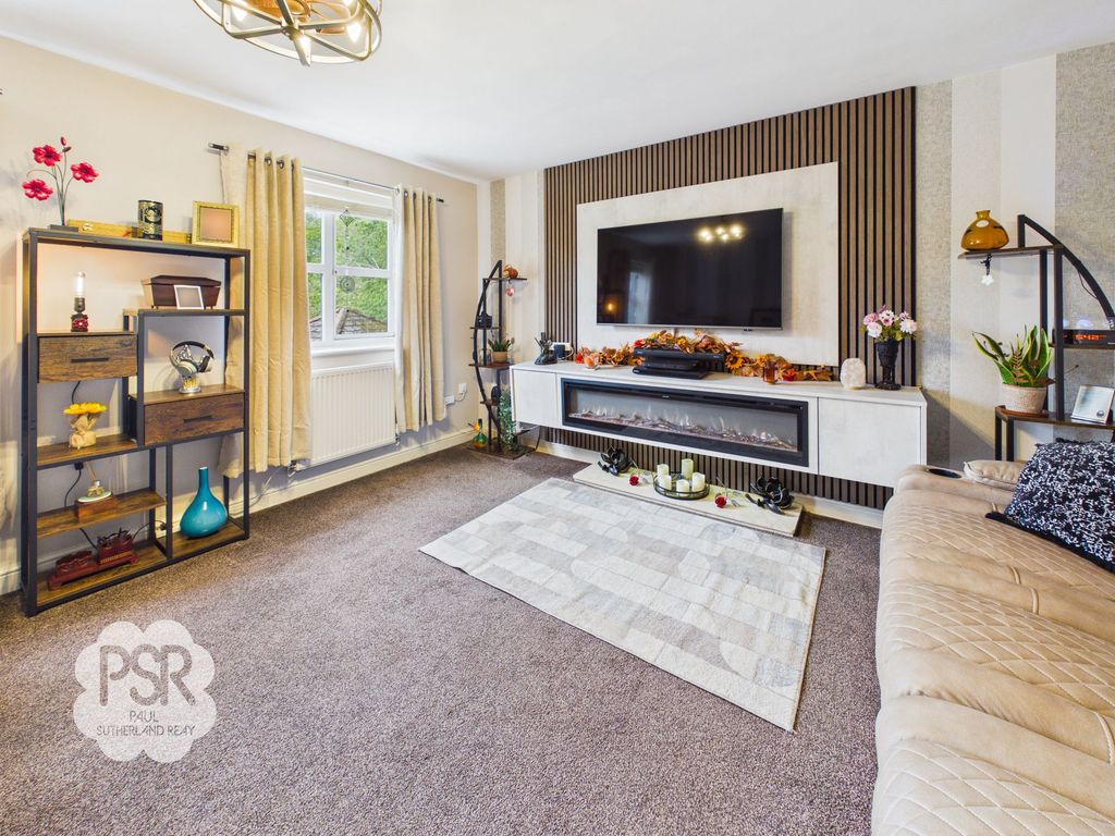 Property photo 2 of 39