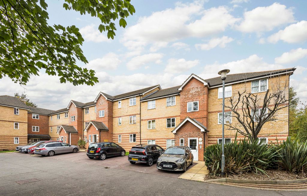 Property photo 1 of 11