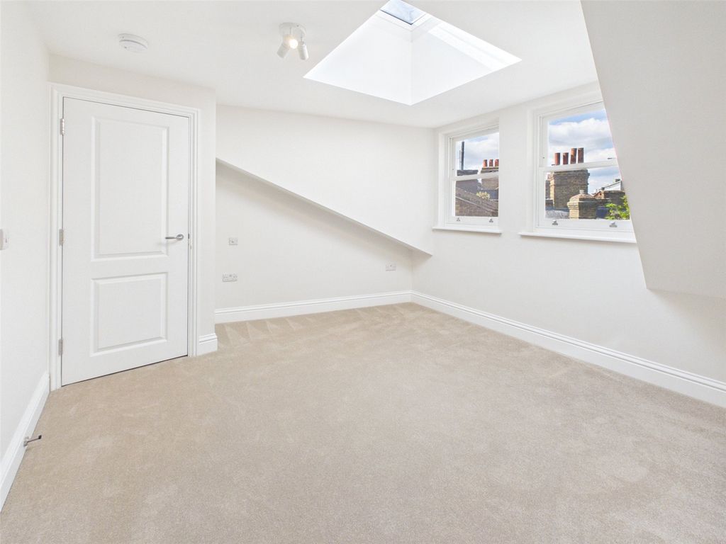 Property photo 3 of 6 Picture No. 03