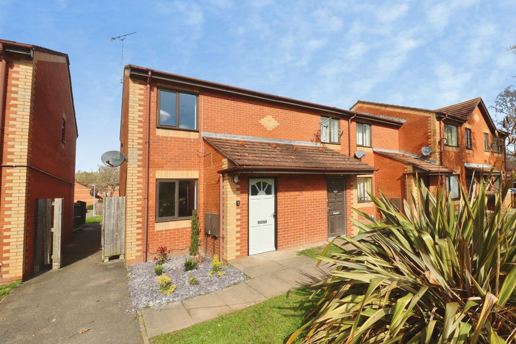 Property photo 1 of 12