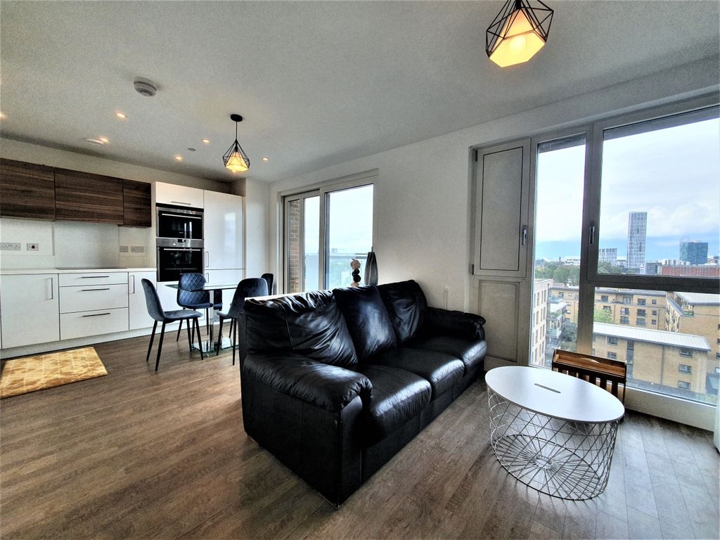 Property photo 1 of 7 Rec 1