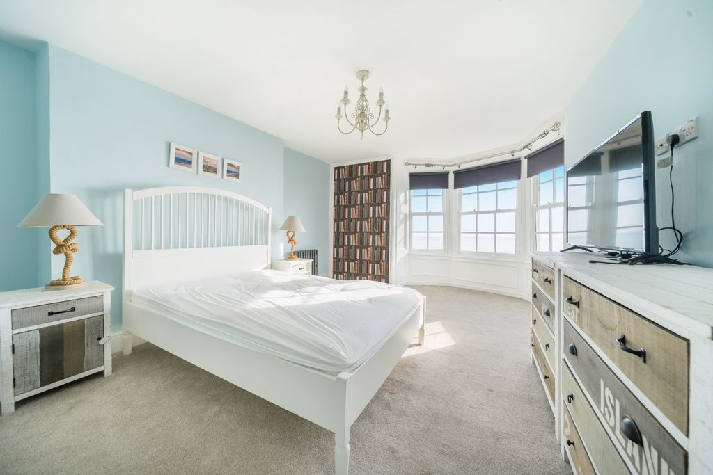 Additional image 16 of 7 bed terraced house for saleRoyal Crescent, Brighton, East Sussex BN2