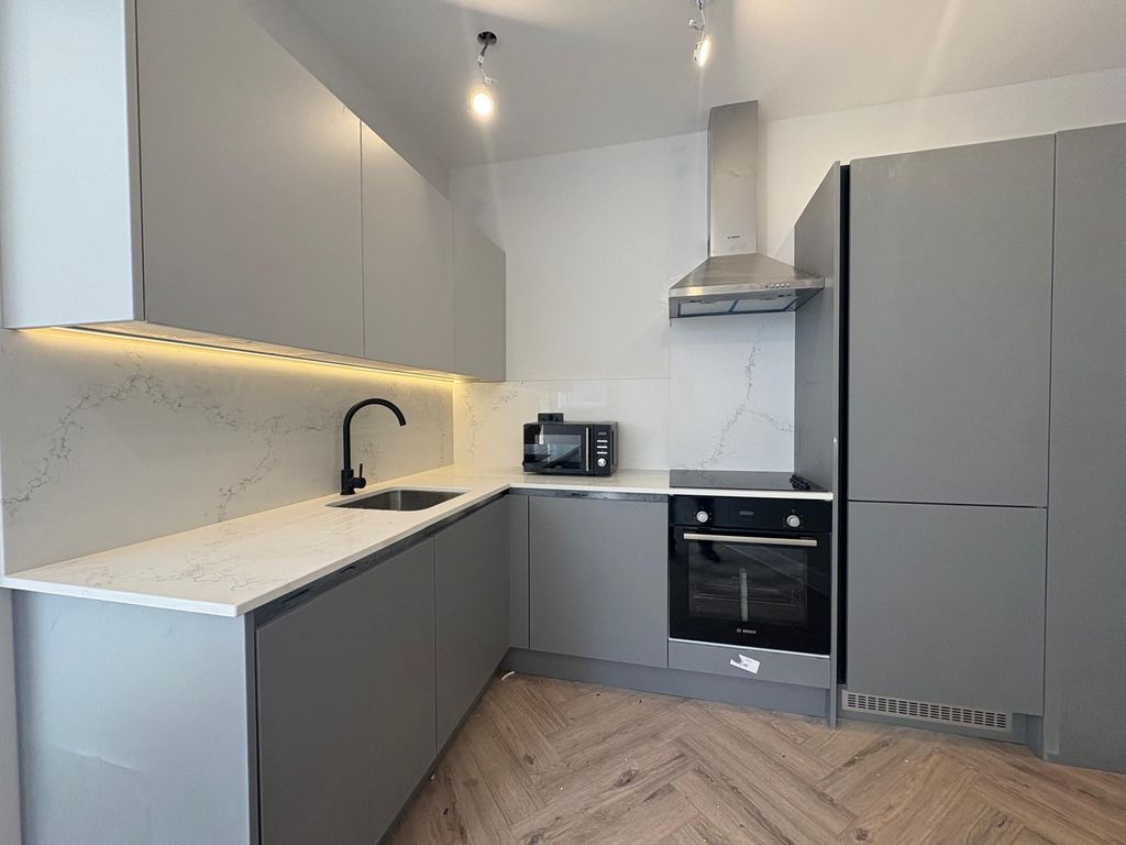 Property photo 2 of 8 Photo-2025-09-16-17-22-07