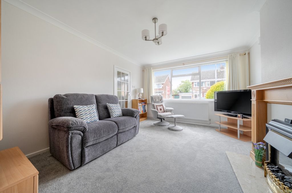 Property photo 2 of 22 1447756-12-69E64190533B3