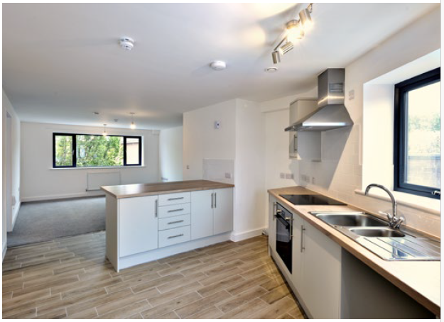 Property photo 2 of 6