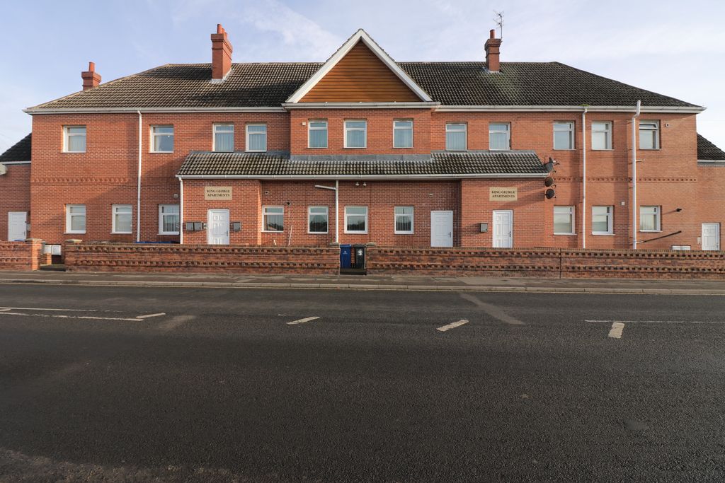 Property photo 1 of 13