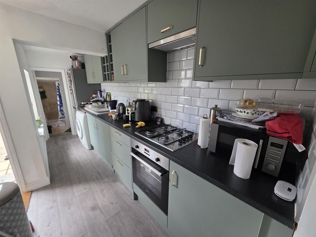Property photo 3 of 11 1000111378.Jpg